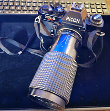 Ricoh KR-5 Super Black analoge Spiegelreflexkamera 35 mm mit automatischem Zoom 80–200 mm Objektiv