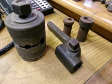 ARMSTRONG BORING BAR HOLDERS & 2 ECCENTRIC BUSHINGS