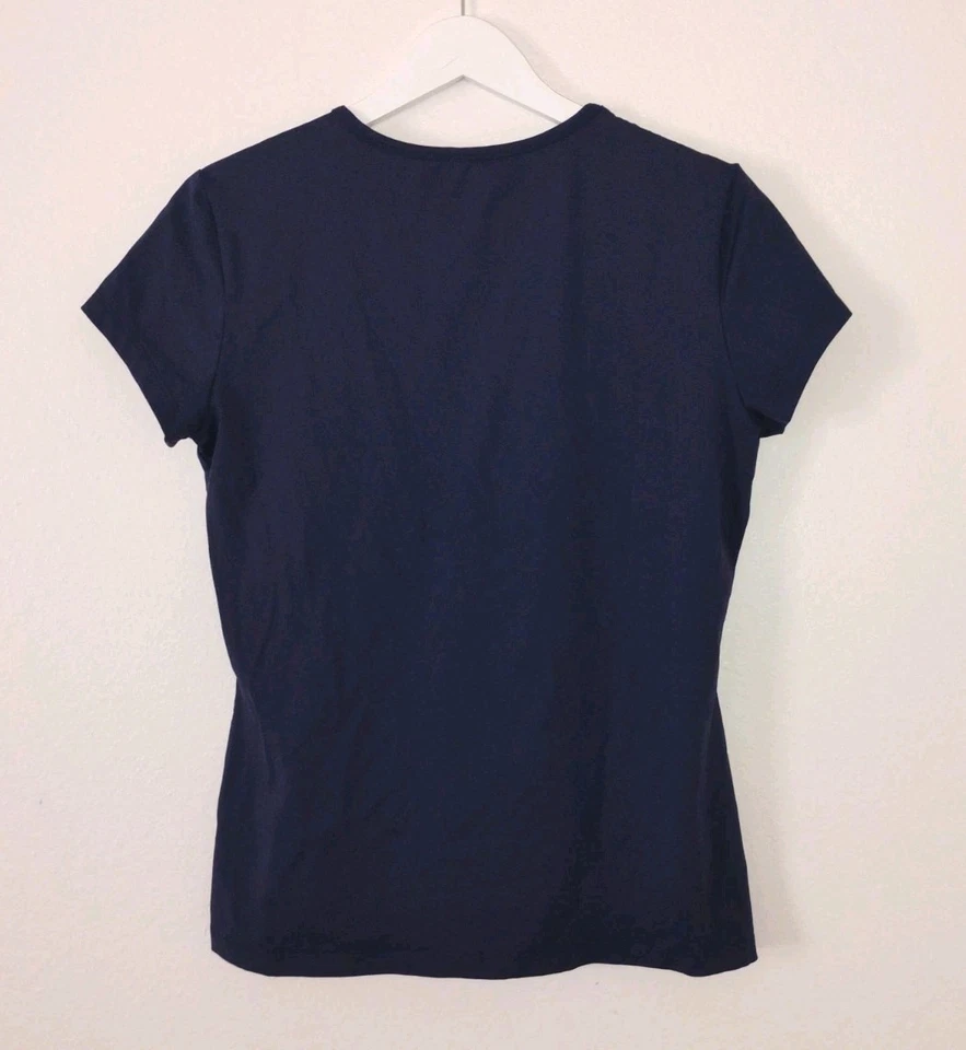 Camiseta Confortável Elástica com Gola Redonda Allie da J Mclaughlin Marinha Tamanho Médio - Imagem 3 de 4