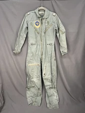 Vintage 1968 USAF Very Light K-2B Coverall Flying Suit Mens Flight Size Small (2