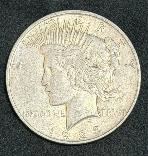 1923-D Peace Silver Dollar - 90% US Coin, No Reserve #637