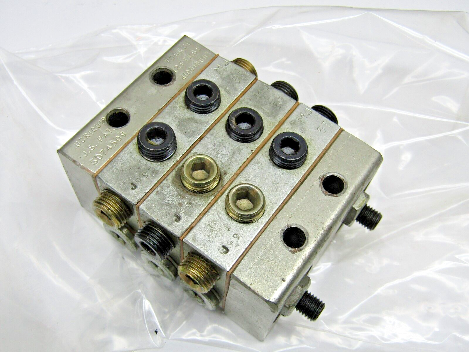 Trabon Block Trabon Lubriquip Lube System Divider Block Manifold Assembly MJ5T (3 ...