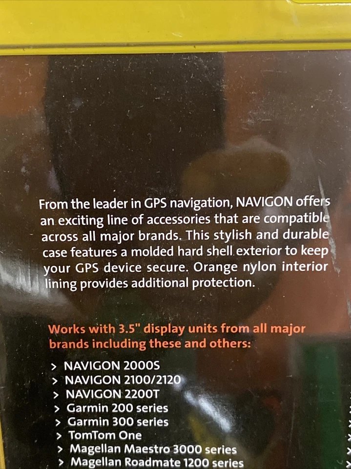 FUNDA RÍGIDA PROTECTORA NEGRA NAVIGON GPS UNIVERSAL PARA PANTALLA DE 3,5 PULGADAS Foto 2 de 4