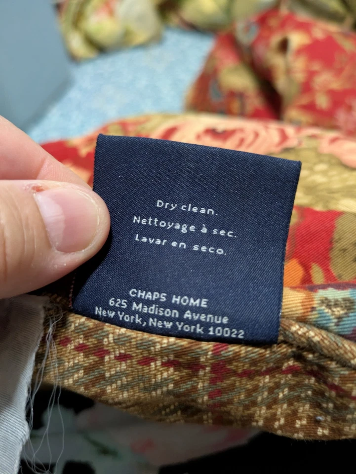 Ralph Lauren Chaps SUMMERTON  Red Teal Floral Houndstooth Queen Comforter  - Image 4 of 4