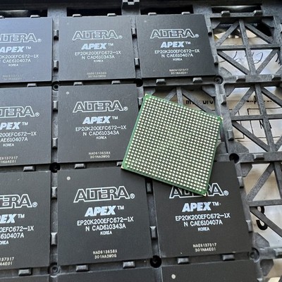 EP20K200EFC672-1XN EP20K200EFC672 IC FPGA 376 I/O 672FBGA x 1PC NEW