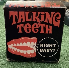1970 Fishlove & Co. Wind-Up Talking Teeth with Original Box & Key
