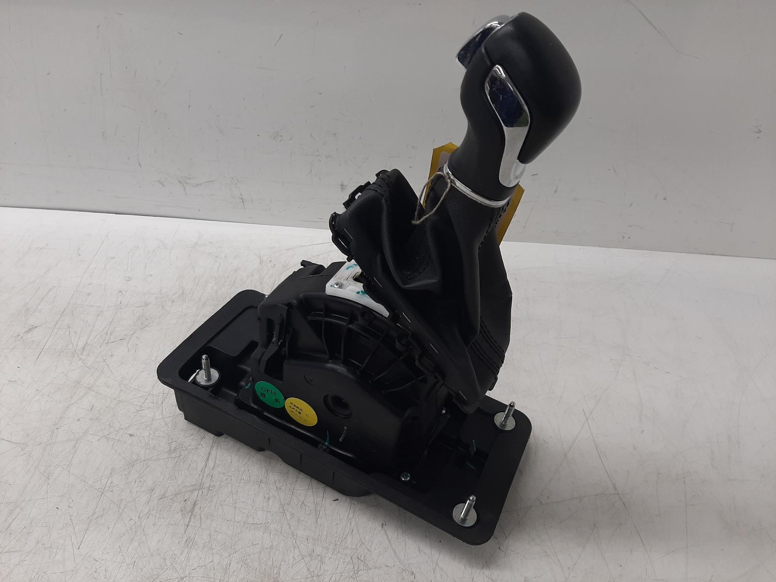 MG ZS 2019 Petrol Mk2 Automatic Gear Selector 10232564 for sale  