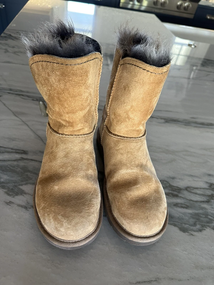 Furry winter boots uggs cheap
