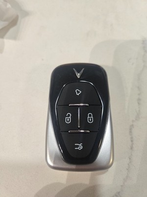 OEM 2023 VINFAST 4 BUTTON KEY FOB EEP30209059 415MHz NEW (Locked!!!!)