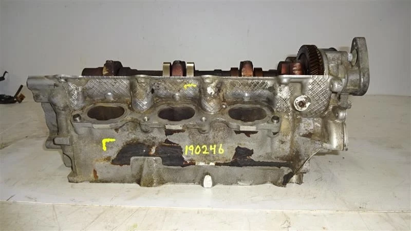 Front LH Cylinder Head 2300 Fits 95-02 MAZDA MILLENIA 658945 Foto 2 de 4
