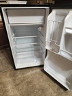Mini Fridge 4.4 CU Magic Chef — photo 2