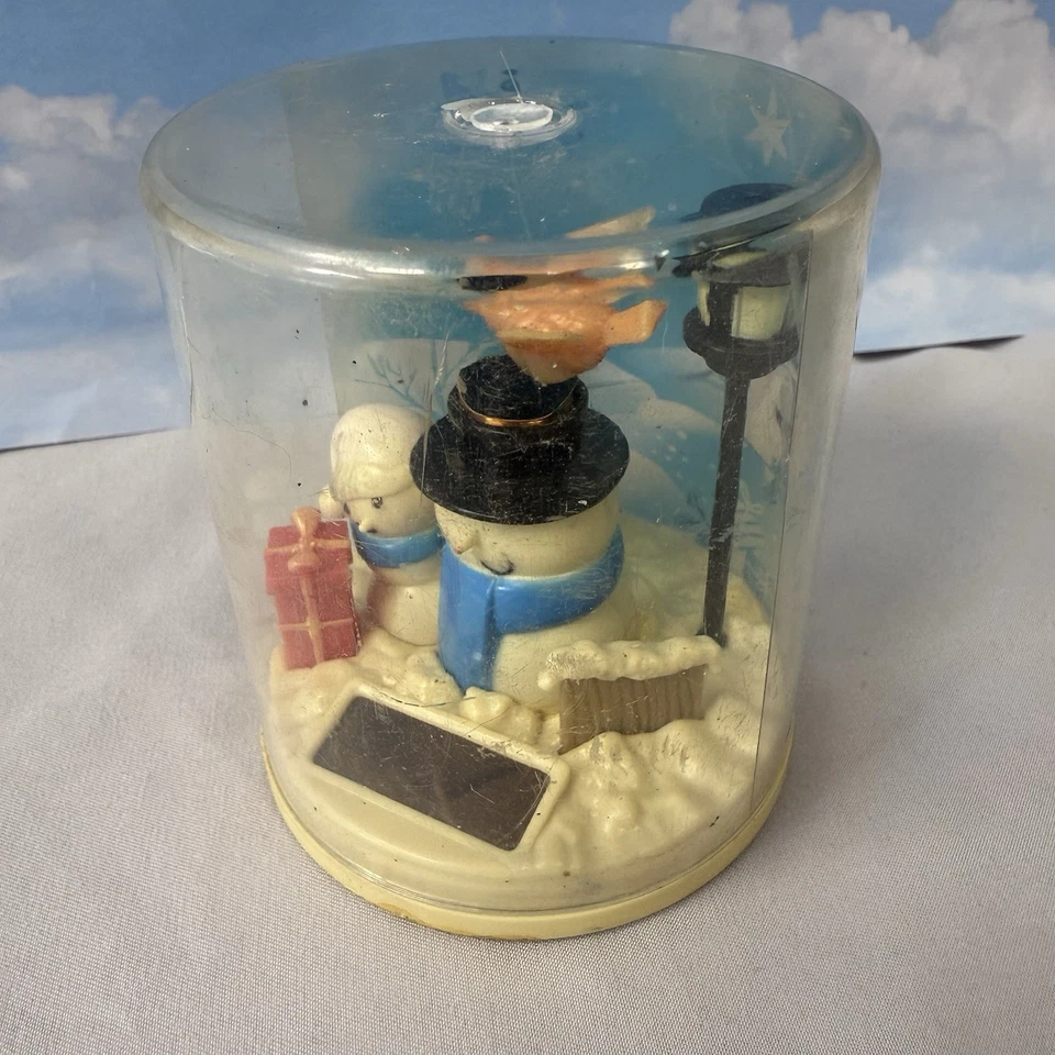 Suncatcher Bobble Head Solar Bird In Flight Above Snowman’s Family Christmas ￼￼ - Image 2 of 4