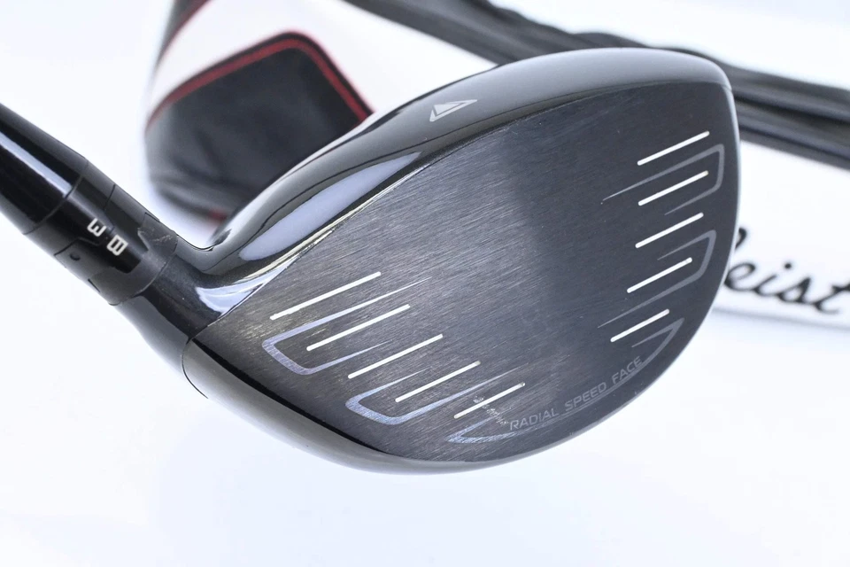Left Hand Titleist 917 D2 Driver / 10.5 Degree / Stiff Flex Aldila Rogue Max 65 - Image 4 of 4