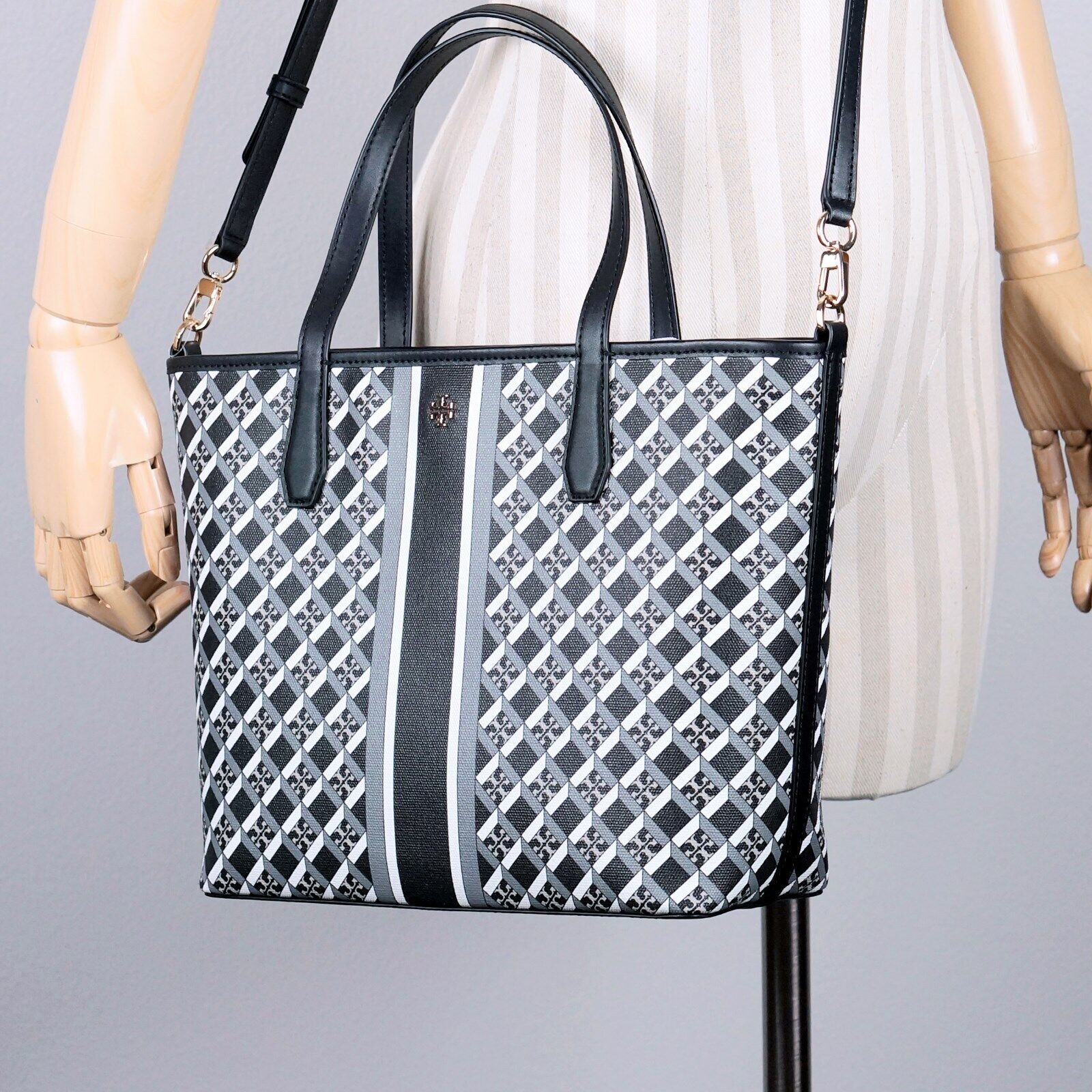 New Tory Burch Geo Logo Tote