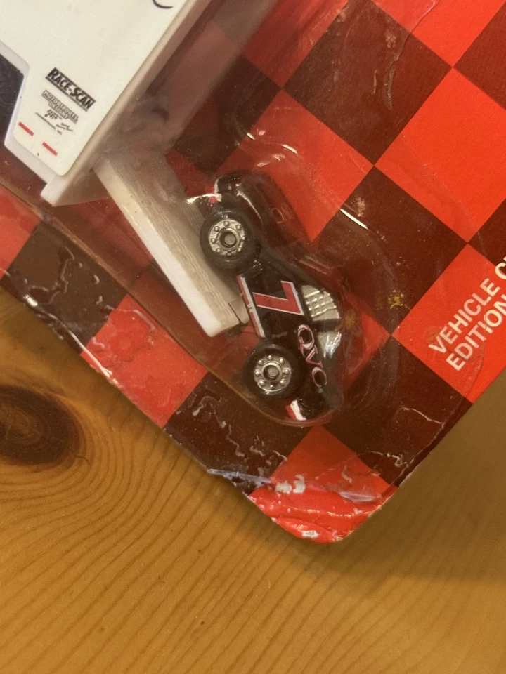 JOHNNY LIGHTNING - RACING TEAM TRANSPORTER ● QVC #7 🚨 DIECAST CAR 🚨NIP - Image 3 of 4