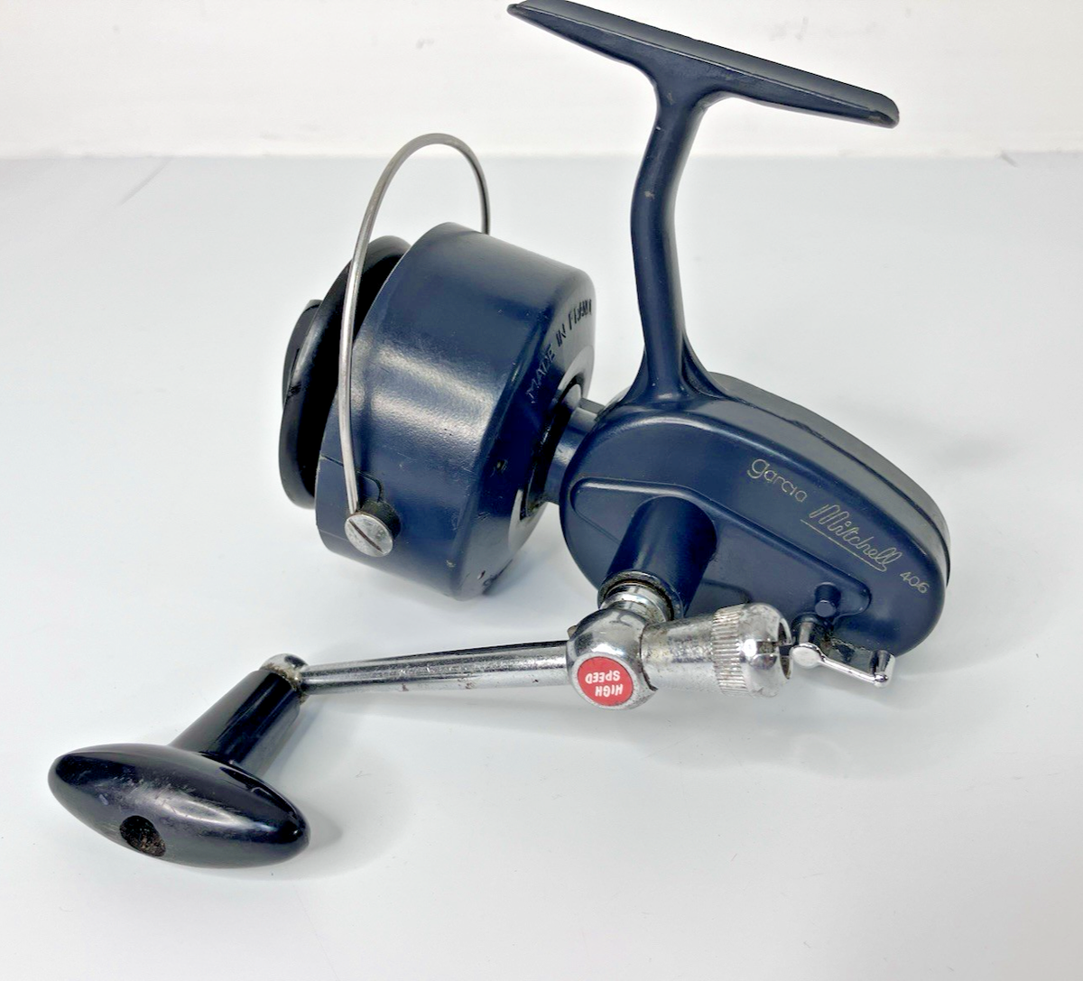 Vintage Garcia Mitchell 406 Spinning High Speed Fishing Reel Blue