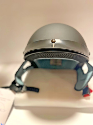 New In Box VCAN Motorcycle Helmet  DOT approved Size LARGE