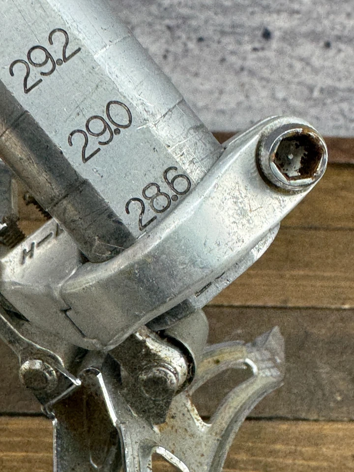 Vintage Shimano Deer Head Front Derailleur FD-M700 Deerhead 28.6 mm Half Step A5 - Image 3 of 4