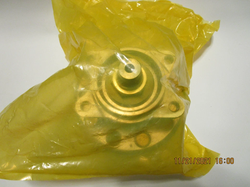 Kia OEM 527303K100 Rear Wheel Hub & Bearing Assembly fits 06-08 Kia Optima Foto 4 de 4