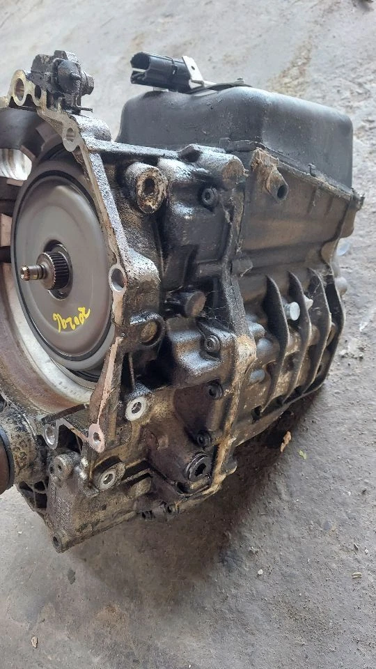 Used Automatic Transmission Assembly fits: 2006 Volkswagen Jetta AT 2.0L transmi Foto 2 de 4