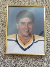 PITTSBURGH PENGUINS CIVIC ARENA HUNG FRAMED KEVIN STEVENS 11 X 14 PICTURE RARE