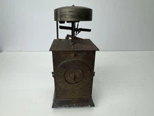 Y9201 OKIMONO Daimyo clock arabesque engraving Edo science Japan antique decor