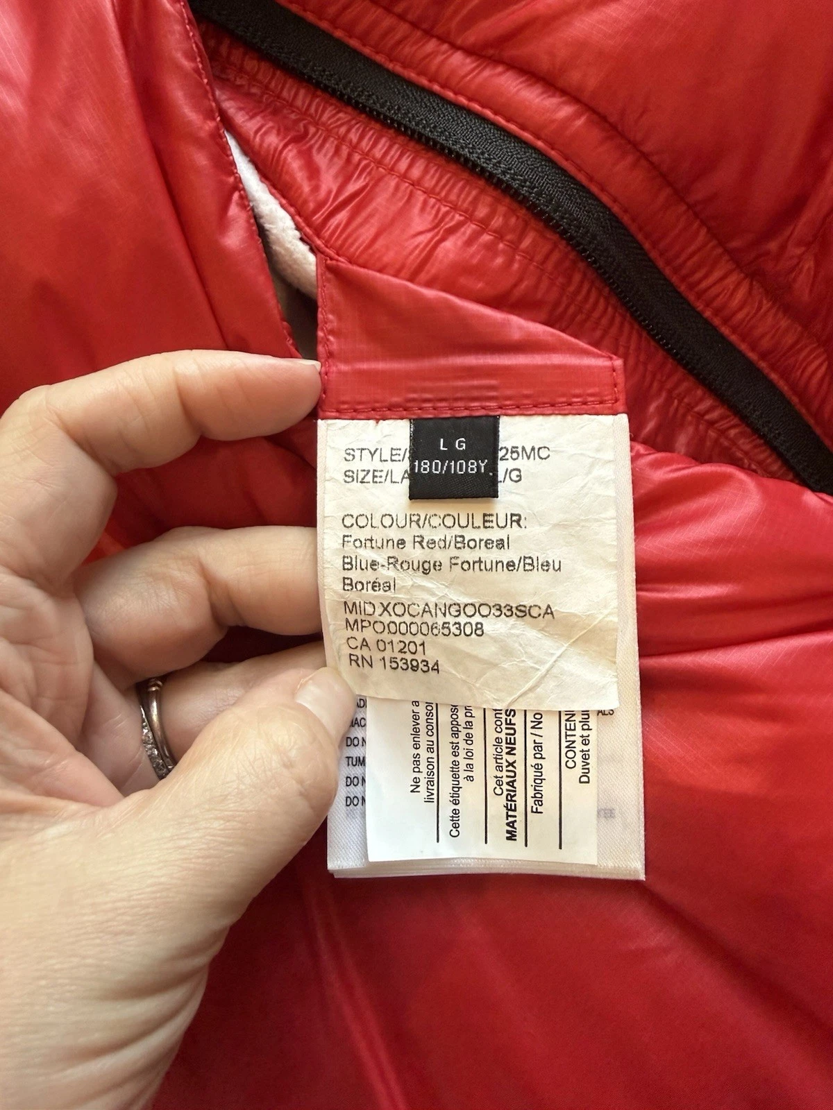 Canada Goose Angel Chen Bayan Reversible Puffer Vest Red/Blue Mens Size L 8825MC - product detail image 9