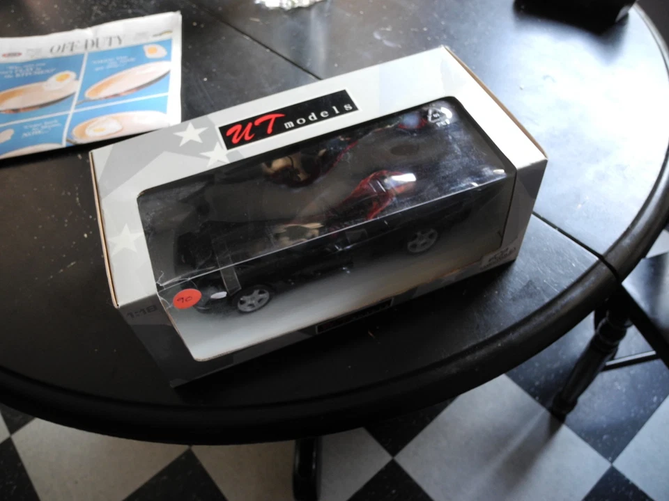 Chevrolet Corvette Modelos U/T Muy RARO, 1:18, Nuevo Foto 3 de 4