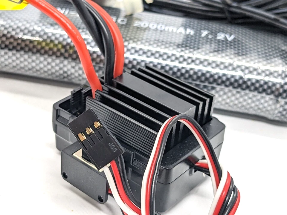 RC Car Motor and ESC speed controller complete set for 1/10 + battery & charger - Image 4 of 4