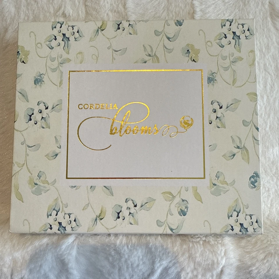 Pestañas magnéticas Cordelia Blooms nuevas en caja Foto 4 de 4