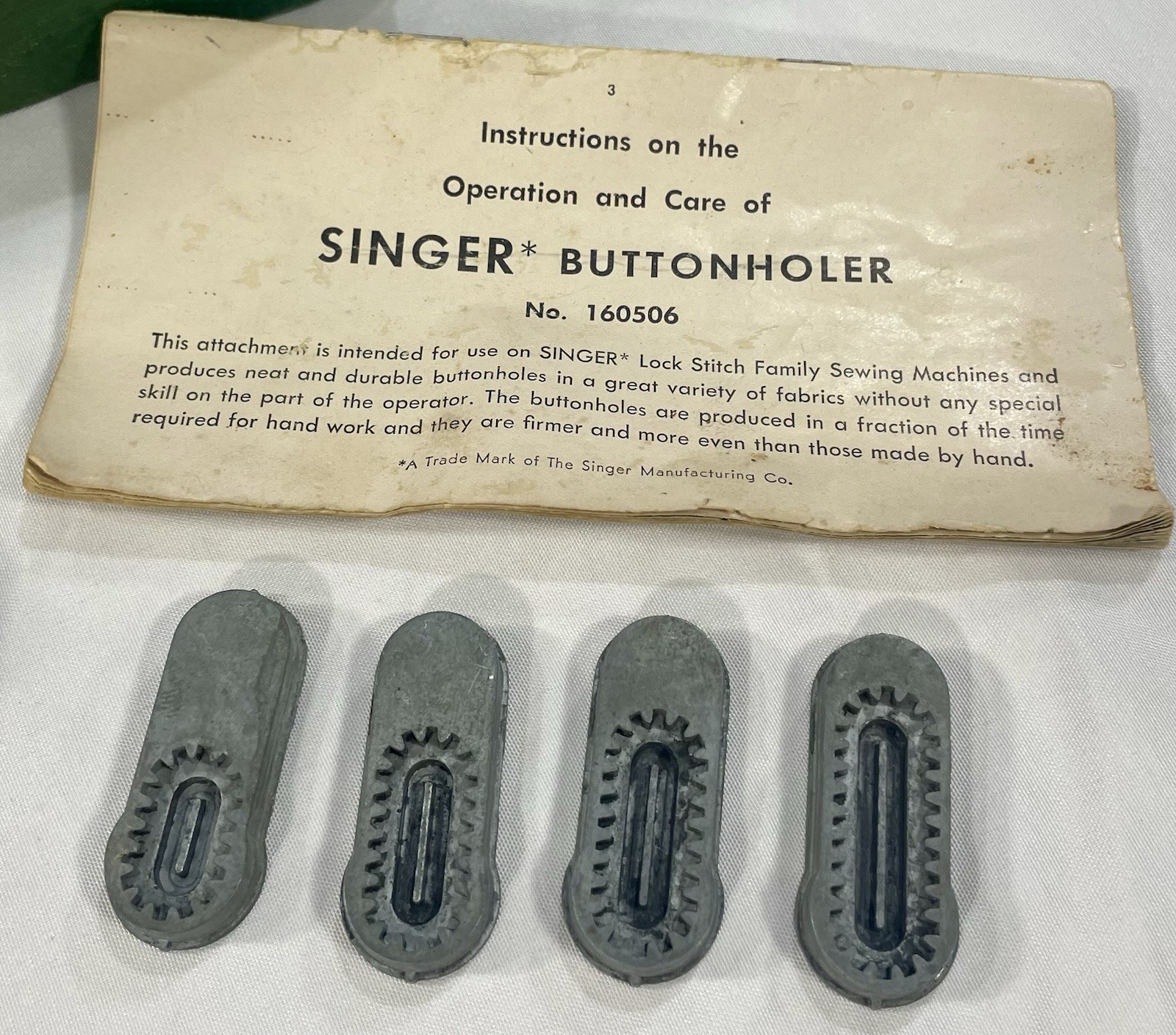 Vintage Singer Buttonholer No. 160506