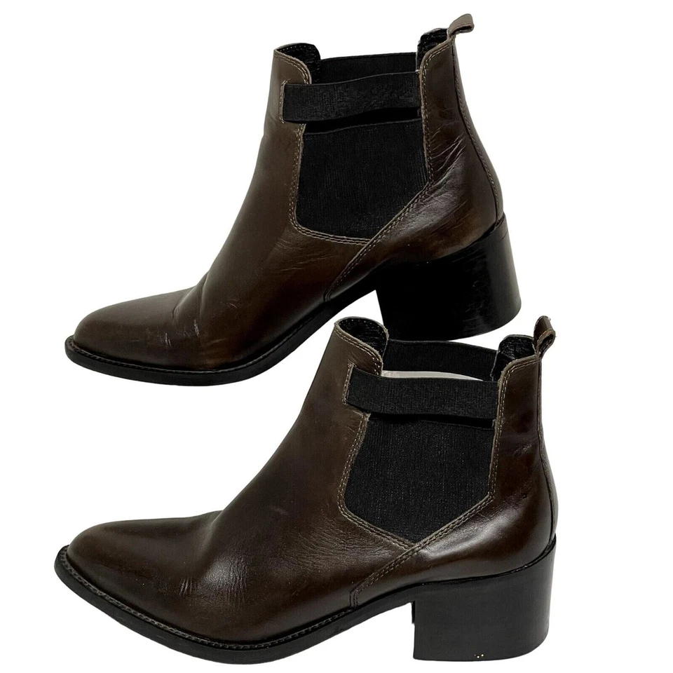 Botas de cuero al tobillo ERAM Chelsea punta almendra talla 9 Foto 2 de 4