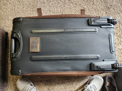 Dakine Split Roller (85L, Plaid) used in good condition with only cosmetic flaws