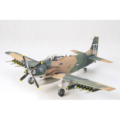 Tamiya 61073 A-1j Skyraider US Air Force 1:48 Flugzeug Modellbausatz