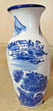 Vintage Antique Chinoiserie Blue and White Vase Landscape, 7.5"