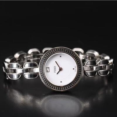 Fendi My Way 28.00 MM Black Ceramic My Way Quartz Wristwatch  display picture 2