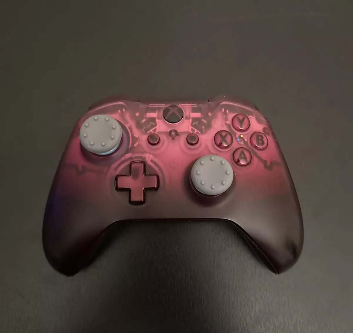 Xbox one s clearance phantom magenta