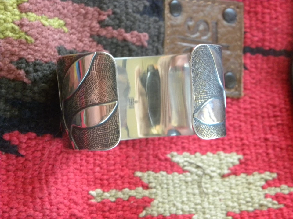 James Avery  Sterling Flourishing Vine Cuff  for smaller wrist 6-1/2" 83.7 grams - Image 3 of 4