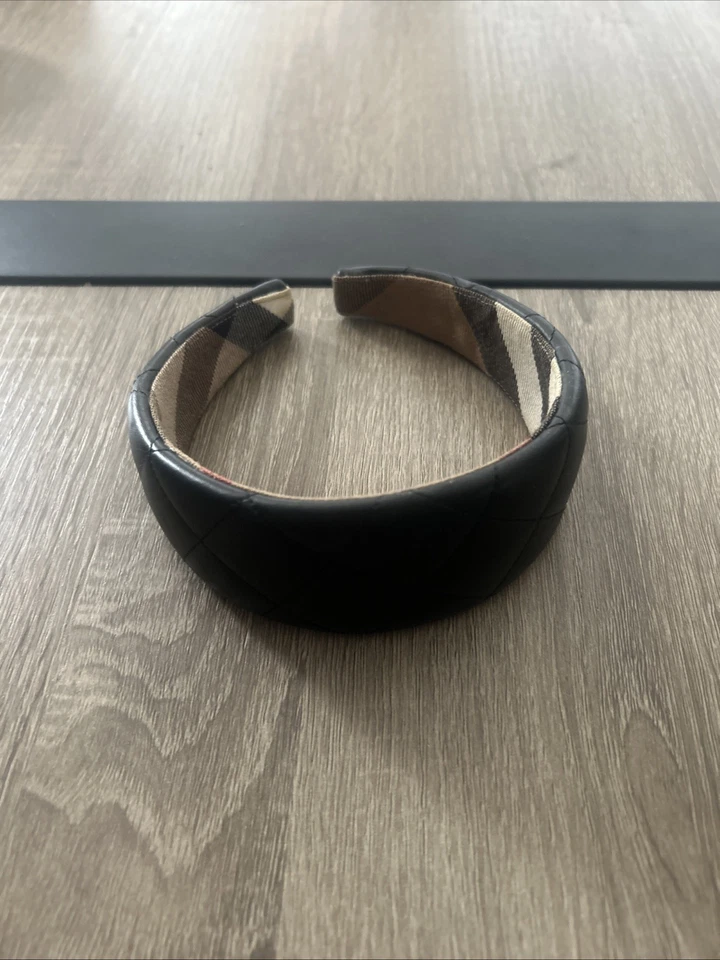 Diadema negra vintage de Burberry para mujer Foto 2 de 4