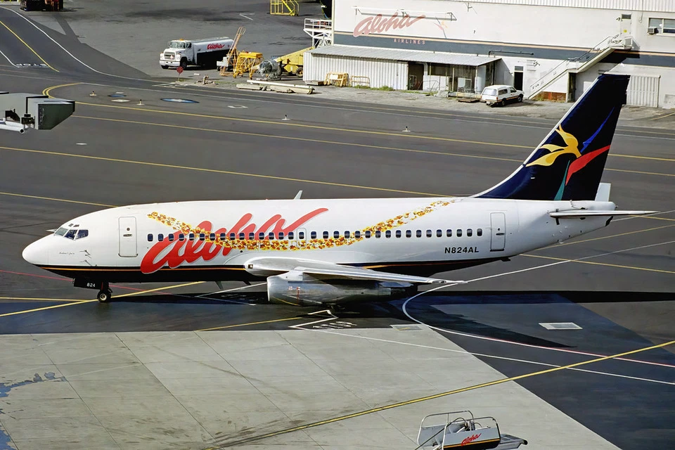 Aloha Airlines Boeing 737-200 Cola #N824AL Metal Azul Naranja Avión Recubrimiento Bolsa Etiqueta Foto 2 de 4