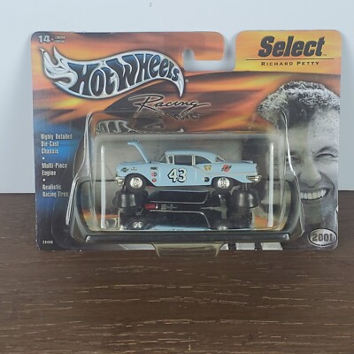 1:64 2001 Hot Wheels Select Richard Petty #43 NASCAR 1957 Olds