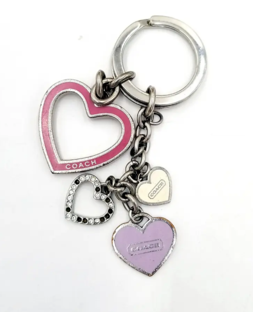 小物 Coach pink heart photo key holder Coach Silver and Pink Signature C Heart Key Chain w/Rhinestone