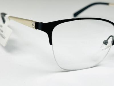 NEW OSCAR by Oscar De La Renta OSL-468BJS 002 Black & Gold Eyeglasses 53/16/135 NEW OSCAR by Oscar De La Renta OSL-468BJS 002 Black & Gold  main image 3