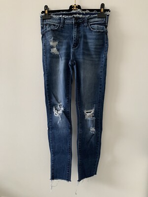 KanCan medium wash distressed blue jeans size 26 frayed hem holes five pockets