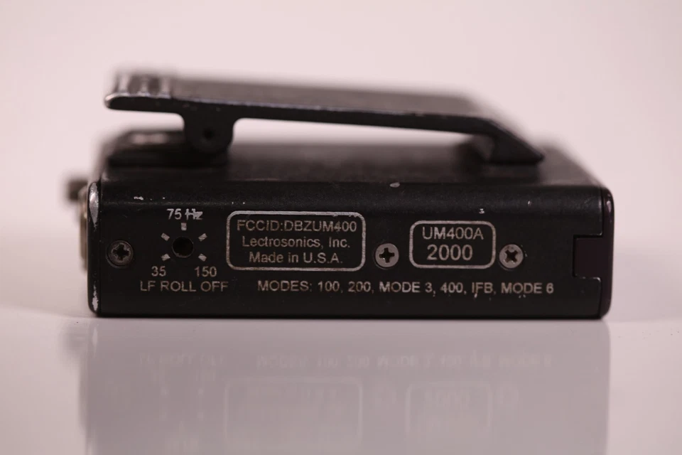 Lectrosonics UM400A Belt Pack Transmitter Block 25 - Image 4 of 4