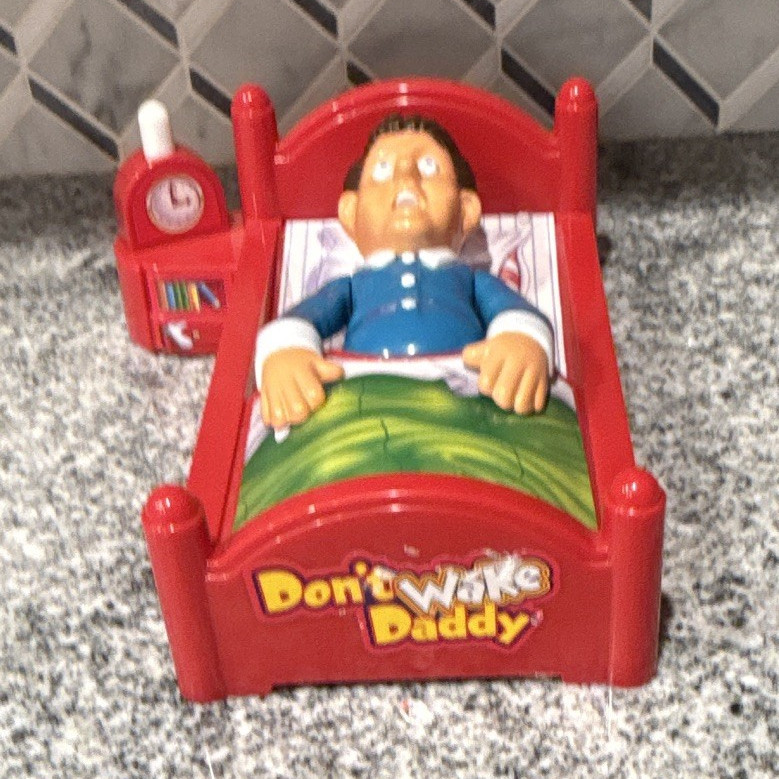 Hasbro Don't Wake Daddy Board Game Replacement Part Red Bed w/ Daddy Figure