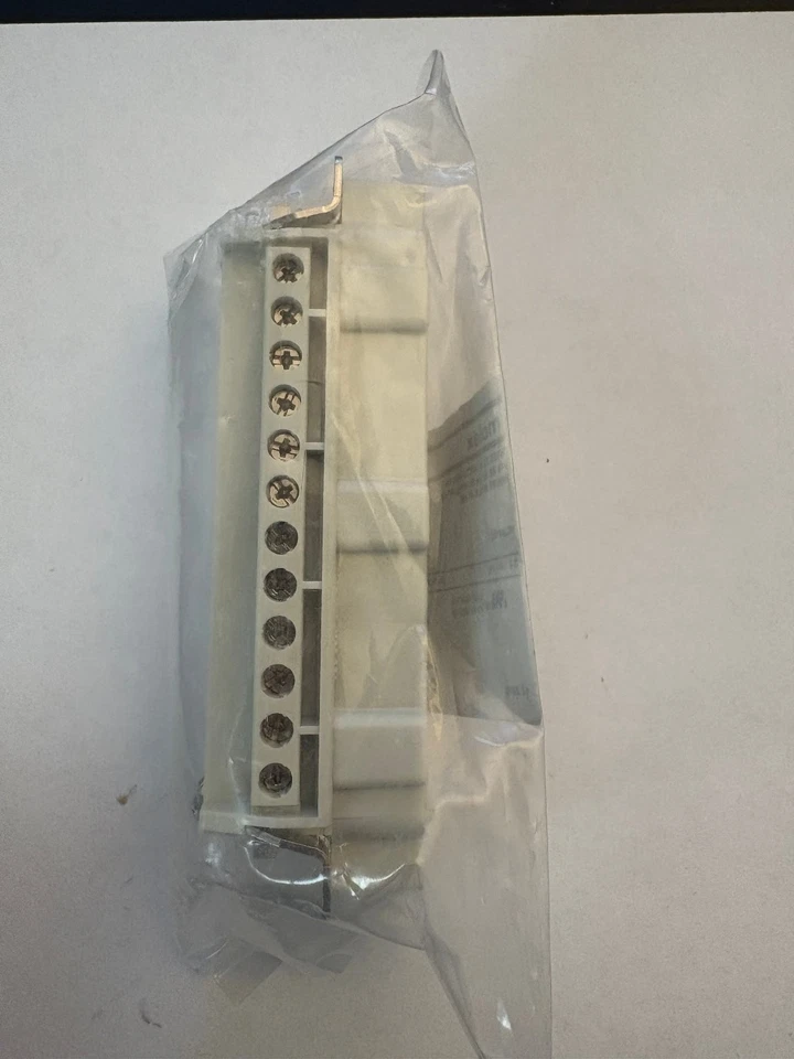 Molex 7324.6107.0 Terminal Block 24P 16A 500V GWconnect - Image 3 of 4