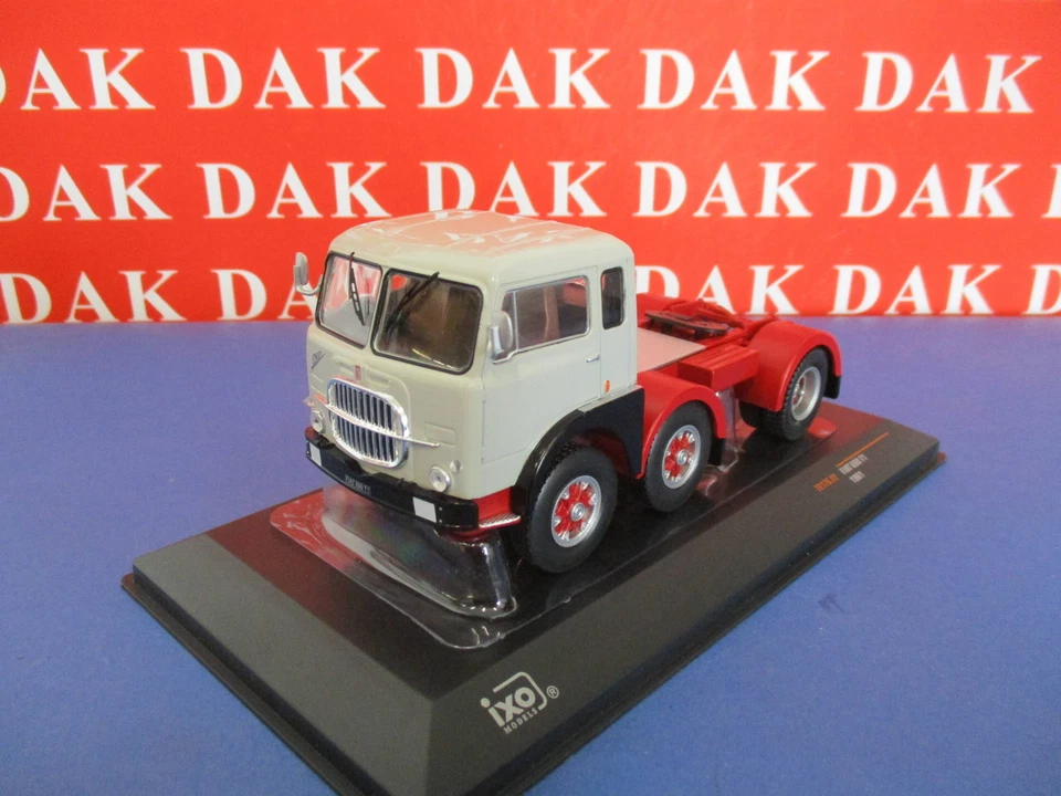 Die cast 1/43 Modellino Camion Truck Fiat 690 T1 1961 Grigio by Ixo - Immagine 2 di 4