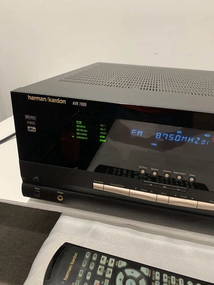 Harman Kardon AVR 7000 AV Digital Receiver 5x 100W, Bundle W/Remote Control Read - Image 2 of 4