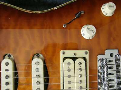 Lueez Strat, very Iban*z style and action/vibe w fretboard inlay